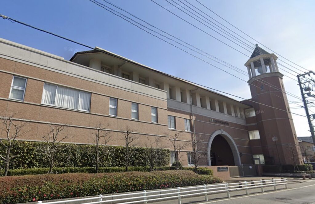 瀬戸内高等学校駐輪場