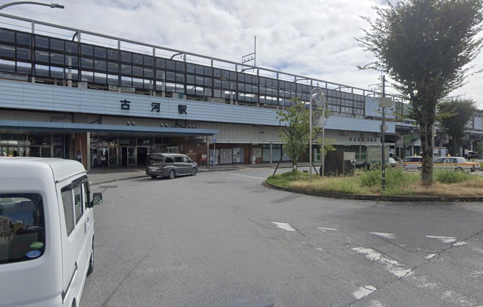 古河駅駐輪場施工事例